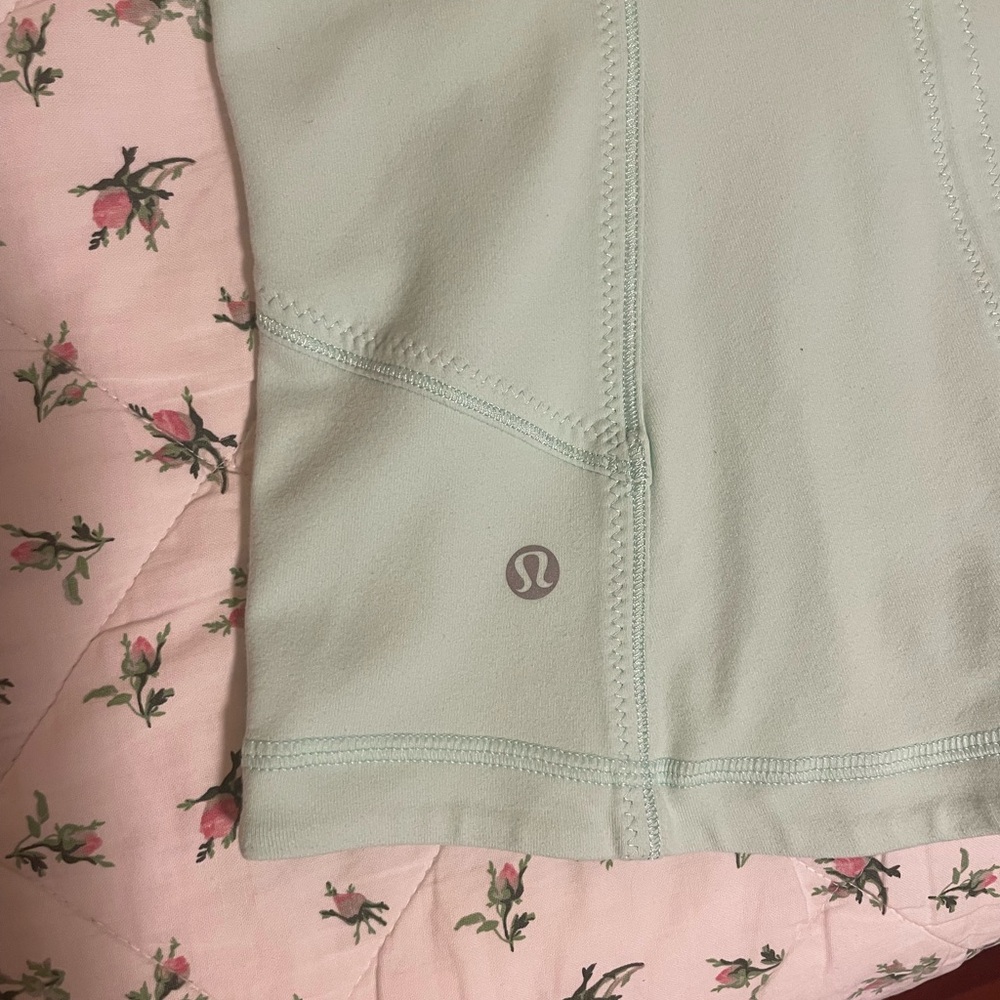 Lululemon Forme Jacket with Cuffins in Fresh Teal - Picture 8 of 8